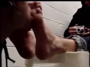 18yr old Sk8erBoi Foot Worshipped