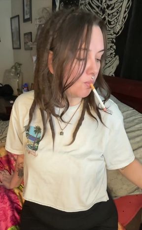 Virtual Smoking Sex, Riding POV and Drooling with Chery Trees