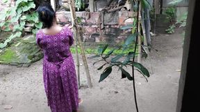 I See My Aunty Cleaning the Yard, I Hugged Her and Started Fucking