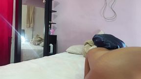 My stepsister is waiting for me without panties so she fucks her as a doggy