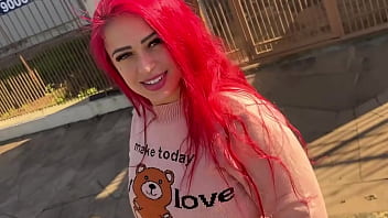 CORNO OT&Aacute_RIO 2 &ndash_ Fingi que ajudei... mas s&oacute_ queria foder a esposa do trouxa (Hotwife | Cuckold)