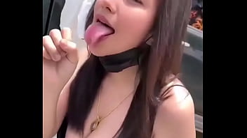 Thai girl offer blowjob for 500 baht
