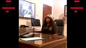 OFFICE SQUIRT AND SEX WITH HUGE ASS EMPLOYEE  PLEASE SUBSCRIBE TO RED