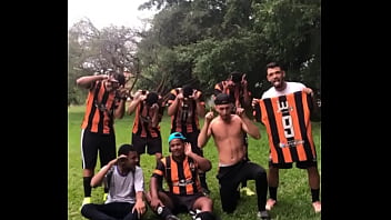 JOGADORES DA 3001 DEPOIS DE COMEREM O CU DA 2001 GOSTOSO