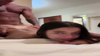Novinha gostosa e o namorado