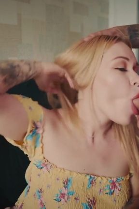 Fantasizing About My Stepsister, Is That Okay?  Murstar