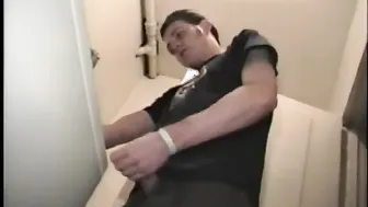 Twink Jerks Off in Laundry Room and Cums