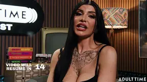 Dark-haired Jasmine Teaa in Asian orgies and Chun-Li cosplay