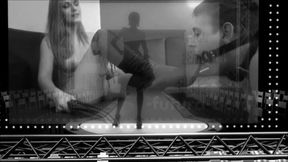 ELIZABETH - My New Manicure - EXTREME Scratching