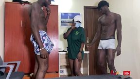 3some fun with pettie ebony