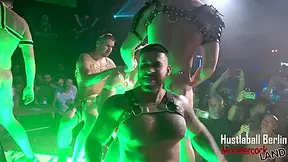 Gangbang In Sexclub
