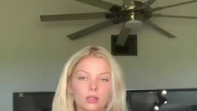 Porn Scenes @Masturbation Solo and #Leaked #Blonde #Shaved Pussy #Teen with @ChanelBestCoast Like & Share!