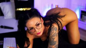 Misty Woodz Private Show