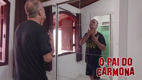 Oidocarmona Shaving Naked