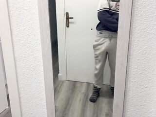 Es mi espejo de la casa preferido, tengo que correrme en él