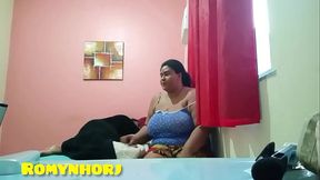 MULHER BBW DAR A BUCETA PRO AMIGO DO MARIDO NO MESMO GUARTO