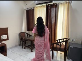 Divorce bhabhi ne apni hawas mitane ke liye devar ko apne flat per bulaya