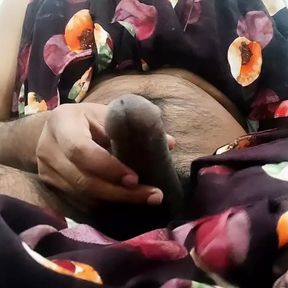 Satin silk handjob porn - Bhabhi salwar rub on dick head (96)