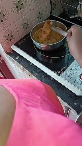 Blouse Petticoat Cooking & Boobs