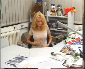 An Old Slut Looking for a Big Black Cock