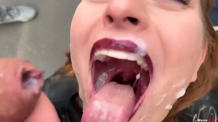 Dolly Dyson - Public Bukkake