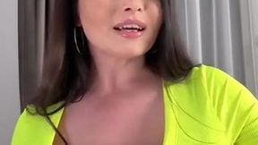 Big Natural Boobs Hairdresser Roleplay