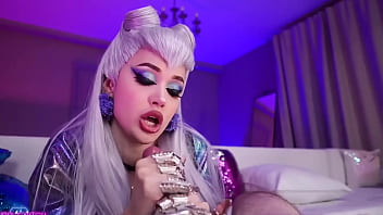 Evelynn is a horny slut Part 4
