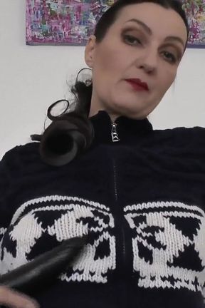 Blow Your Stepmother&#039;s Strap-on Cock and Rub Your Cock on the Norwegian Sweater Until You Cum Lady Victoria Valente