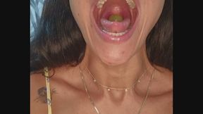 NECK-flix and grapes