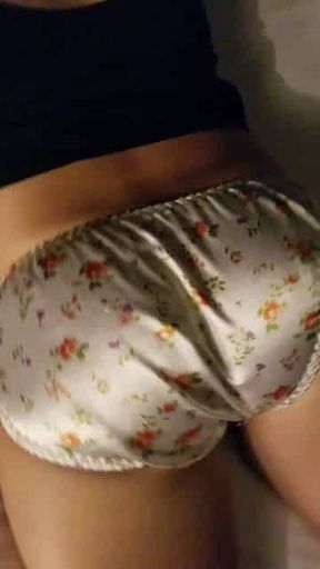 MILF SATIN PANTIES ASS WORSHIP SPANKING BUTT PUSSY