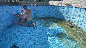 #395 Boss Fucks Guy at the Bottom of the Pool While Neighbors Watch Them