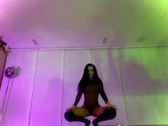 Brunette Solo Webcam Masturbation