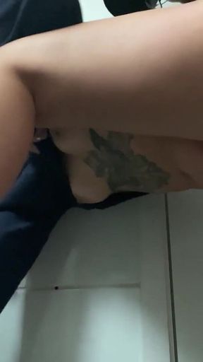 Amateur Sex in the Bathroom with Stepdaughter