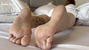 Come cum in bed with me - Ep 2 Goddess Grazi (MP4-HD 1080p)