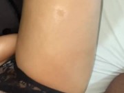 Grabo un video con mi nuevo novio y le hablo sucio y lo ahí venir sobre mi vagina por primera vez
