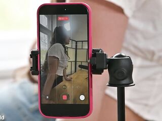 Knob Hungry Adult Influencer Sara Diamante Takes A double penetration Pounding During Podcast Interview GP3449