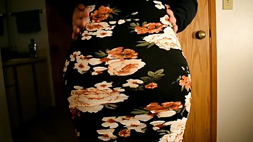 Amateur BBW MILF loves her fat ass manhandled