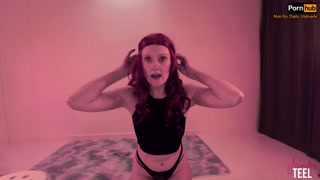 Naughty Jennifer bounces her fat ass with a butthole winking cum countdown