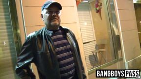 Big daddy pays cash for sex for a cute twink on the streets