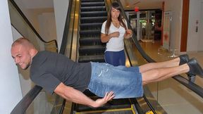 Lady with nice large bottom Lilah nailed in the missionary pose