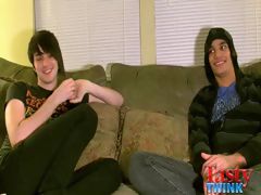 Tristan & Aron - Boys Tickle & Make Out