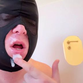 He just squirts all over my face at the glory hole - Gay anonymous gloryhole content