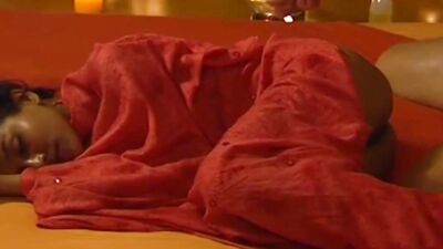 Yoni Massage To Relax Her Pussy Better To Feel Good