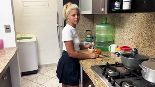 Neighbor Accepts the Old Man's Deal to Never Cook Again