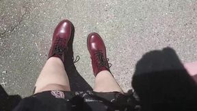 Nicoletta's Public Pee Play: Upskirt Fun in the Garden with Extreme Pissing Kink