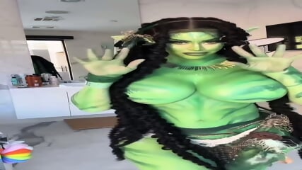 SEXY BIG TITS LATINA 3