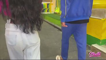 BRINQUEDO ENCERRA CARREIRA COMO CANTOR E SE JOGA NOS CONTE&Uacute_DOS COM UMA NOVINHA DE 18