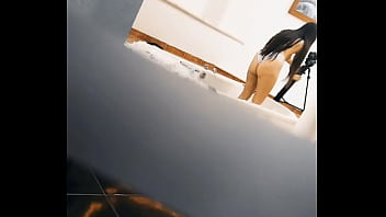 Esp&iacute_ando se graba mientras baila en topless