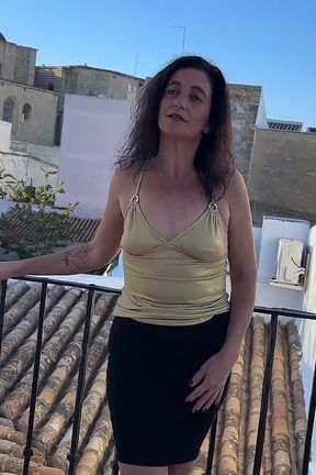 Noemi Picara Needs More Than One Cock! an Amazing Cougar in Search for a Threesome