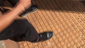abordando um cara na rua para gravar